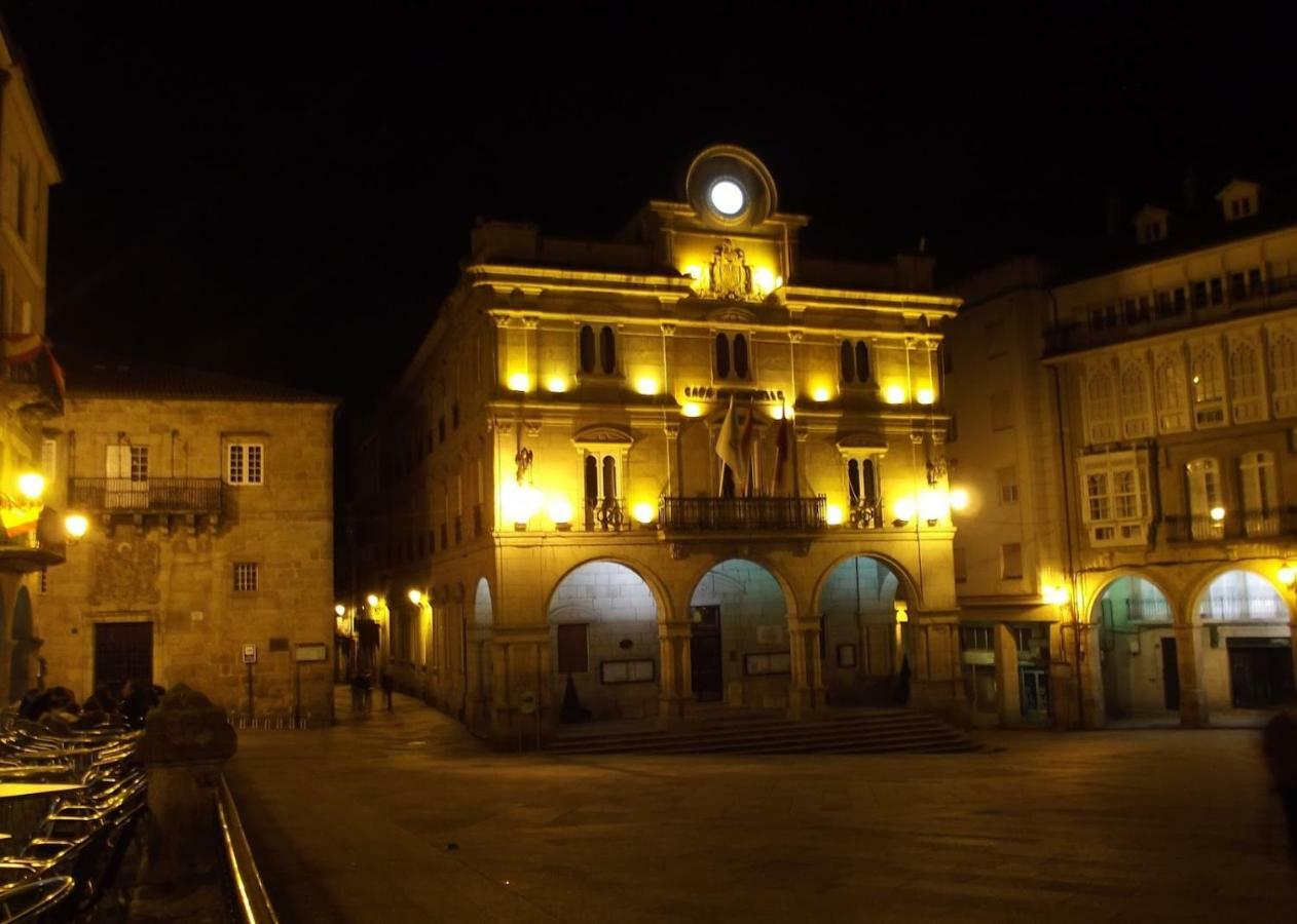 Plaza Mayor Apartment Ourense Bagian luar foto